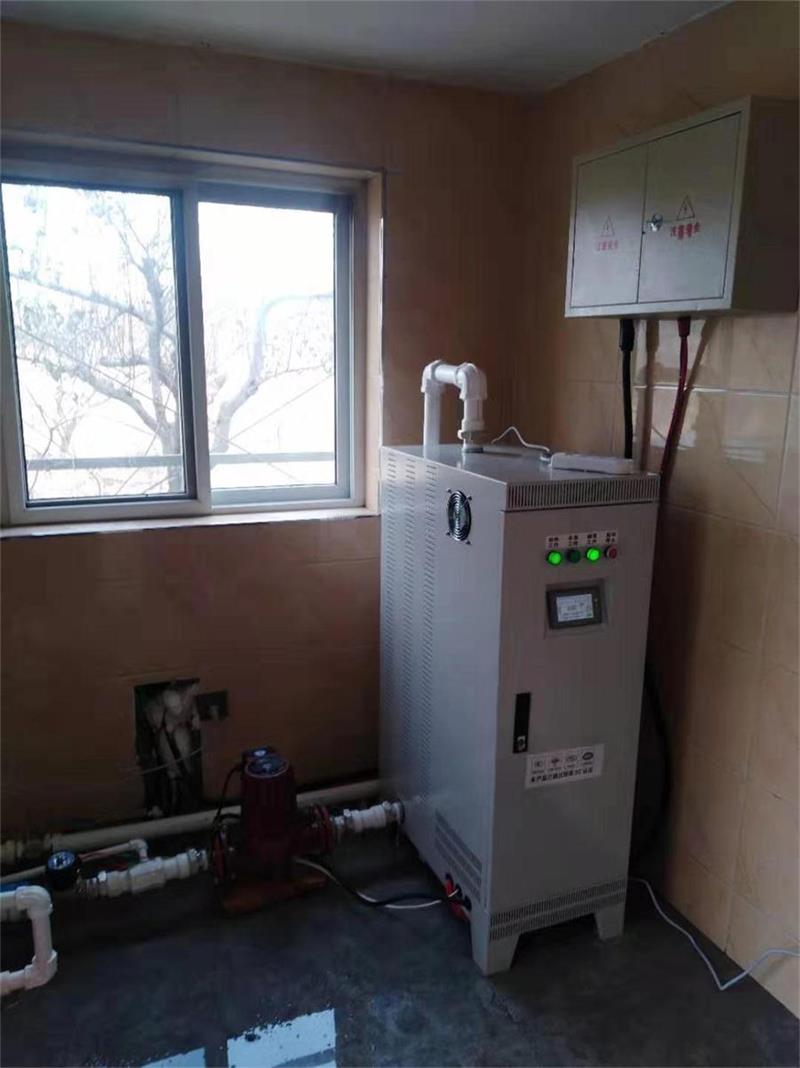 江信電磁采暖爐的感應加熱主機是一種特殊結構的水冷干式短路線圈.jpg